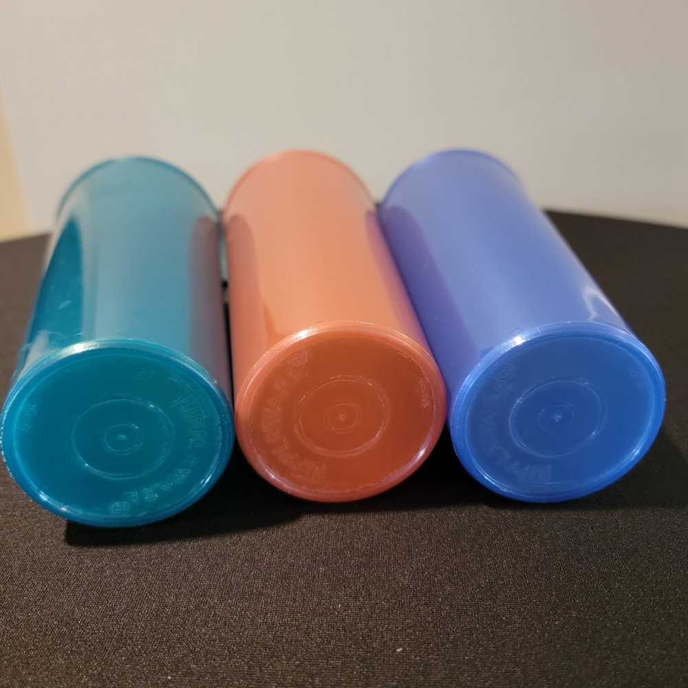 Lot of 3 Tupperware Tumblers with Seals Jewle Tones 16oz. - Picture 3 of 5